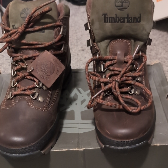 Timberland Men's Dark Brown Hiking Boots - Picture 6 of 6